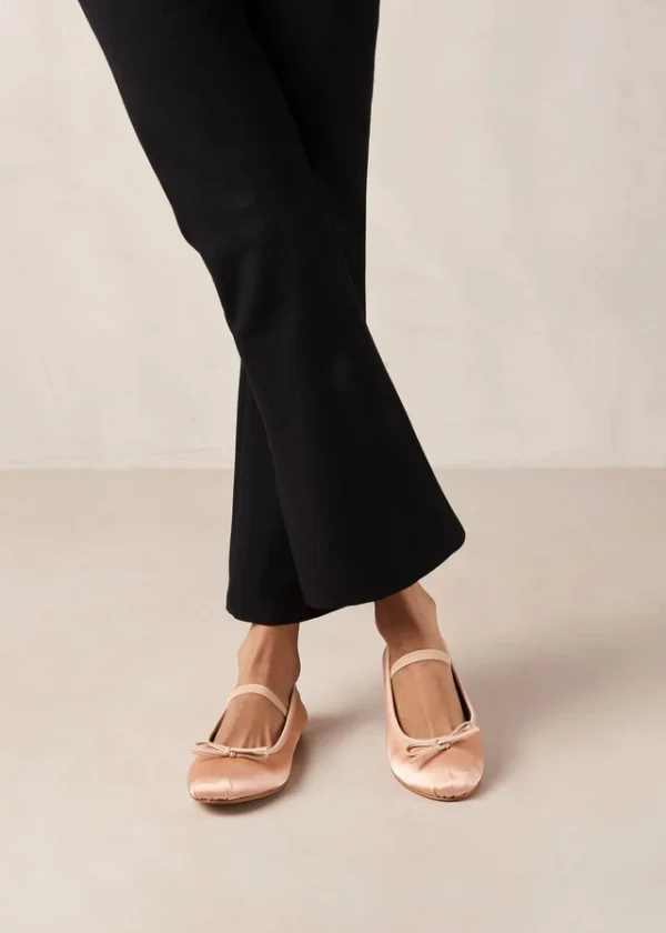 E-COM-5-79_1296x_4a34362b-a0c5-4ad8-b571-1421d83b4963