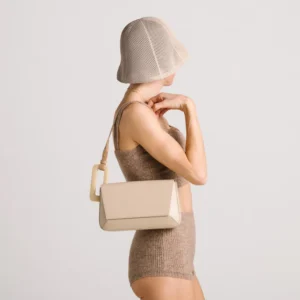 mlouye-studio-oyster-6_13d2eaca-130d-4c05-873e-55c74d4727d7